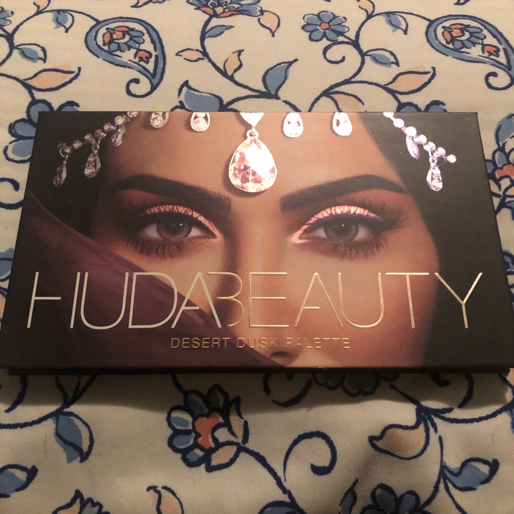 Huda Beauty Desert Dusk Palette 🏜🌅